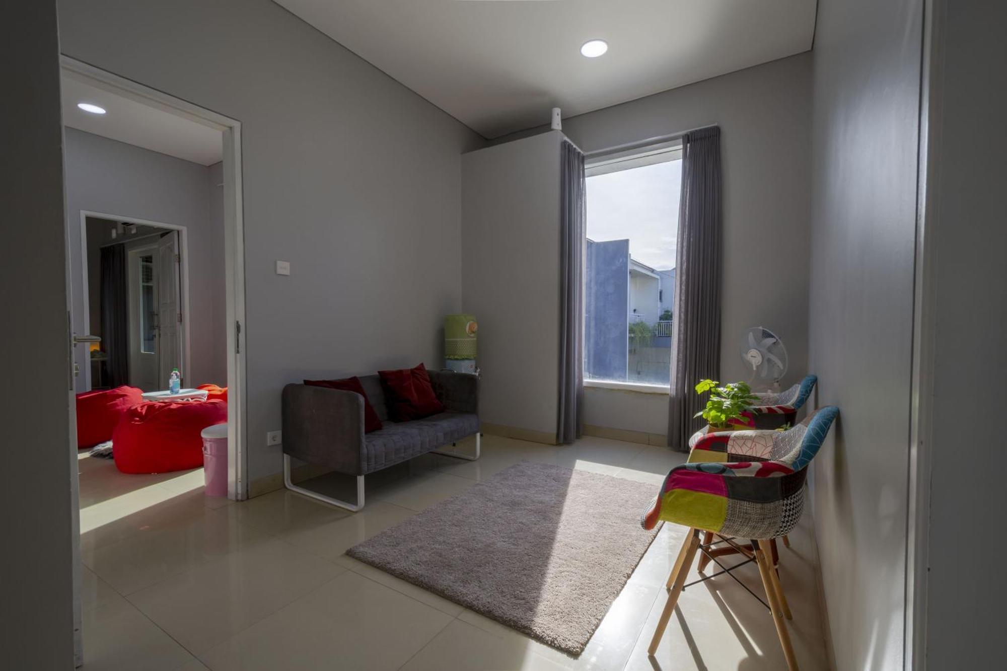 Villa Palm Springs By Reqhome Ciater Hilir 外观 照片