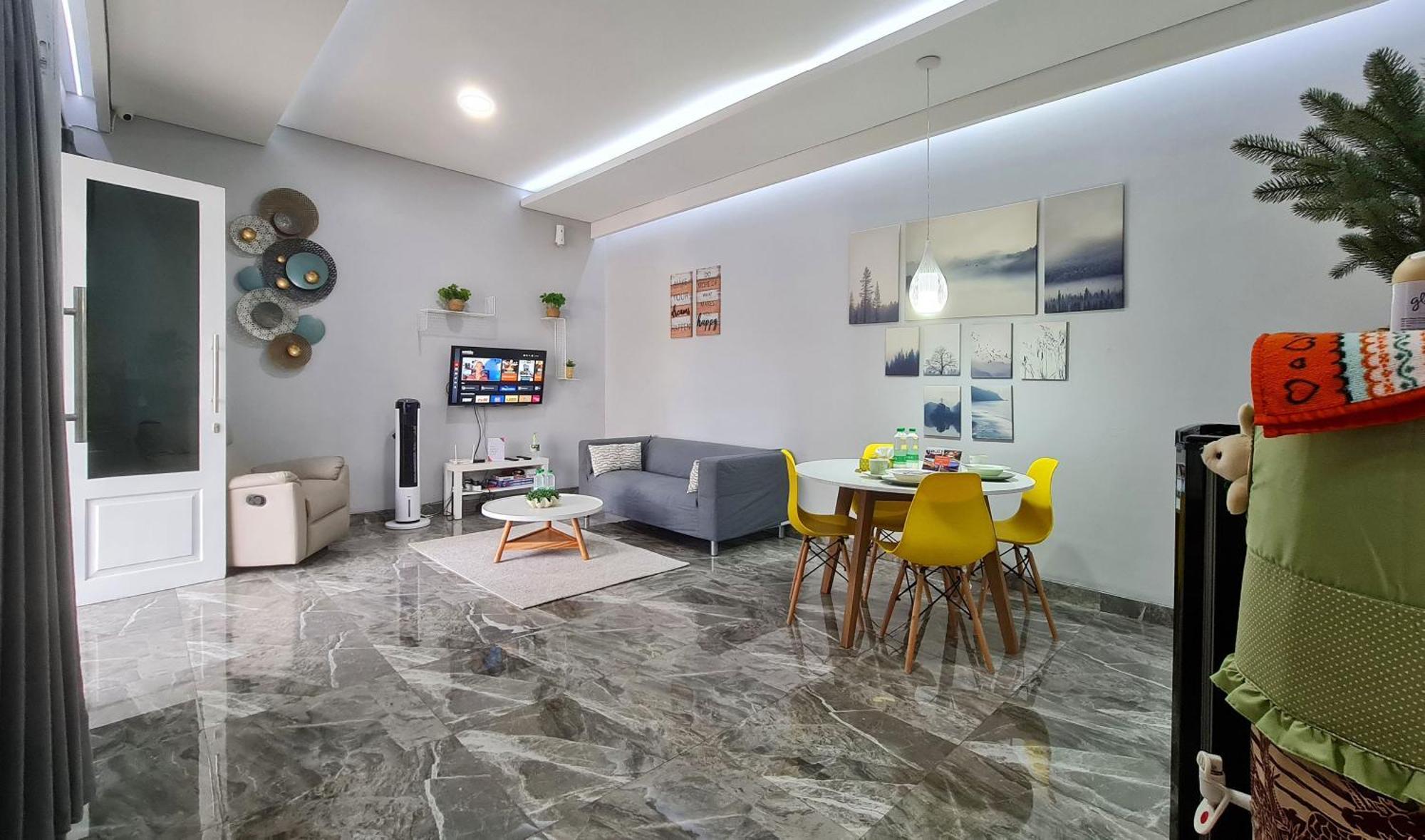 Villa Palm Springs By Reqhome Ciater Hilir 外观 照片